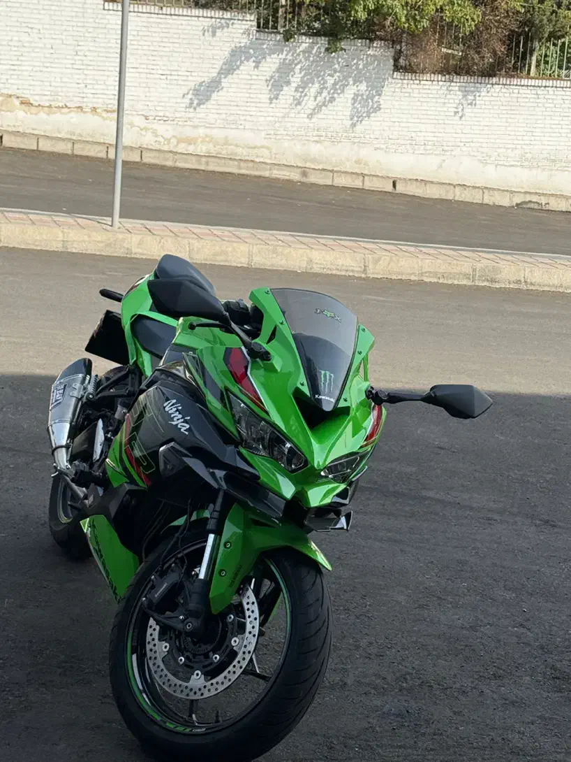 ninja zx25R|موتورسیکلت|تهران, فردوس|دیوار