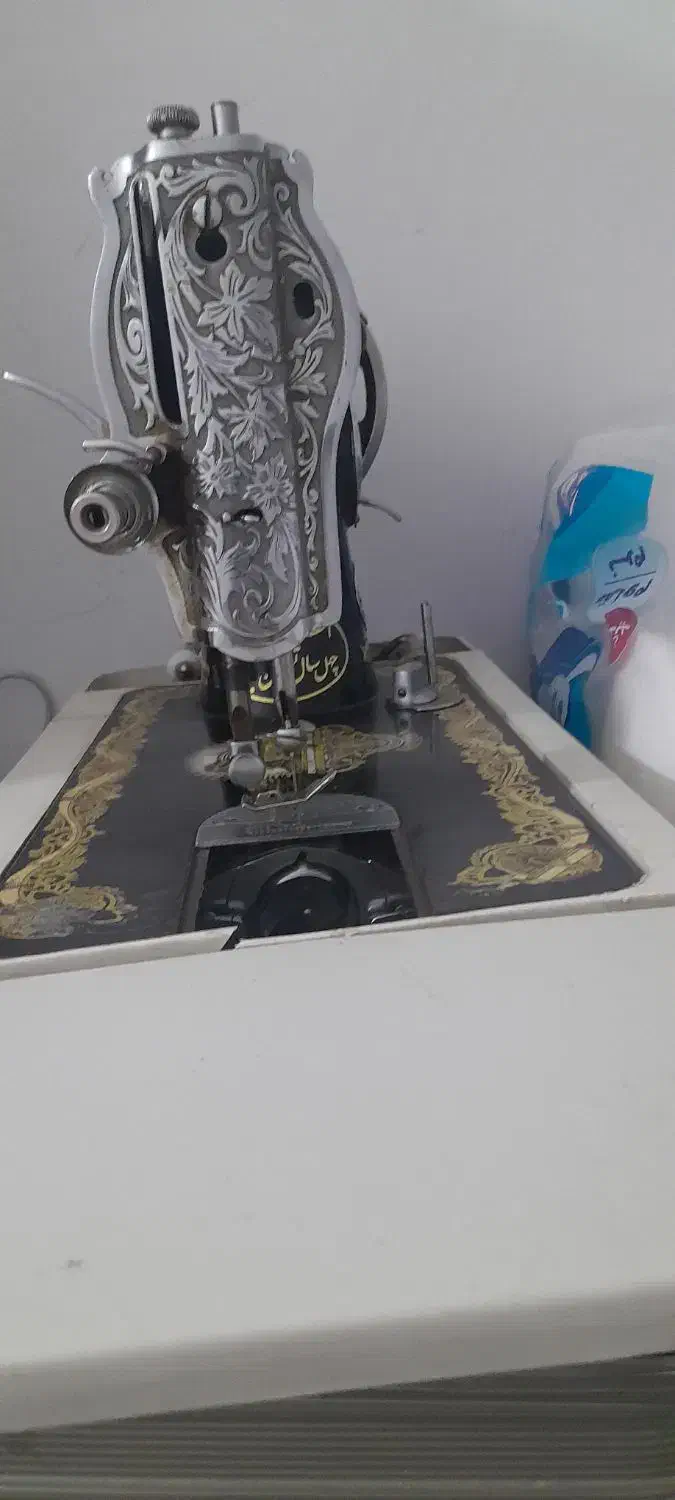 سلام یه چرخ خیاطی ک نیاز به تعمیر داره|چرخ خیاطی و ریسندگی|قم, شهر قائم|دیوار