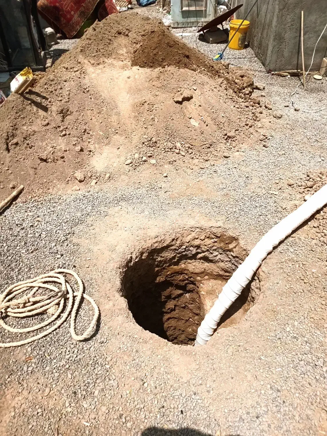 چاه کن هستم قیمت مناسب|خدمات پیشه و مهارت|بم, |دیوار