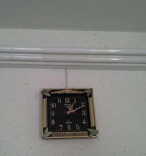 قاب و ترانس مهتابی قدیمی|لامپ و چراغ|قم, خندق|دیوار