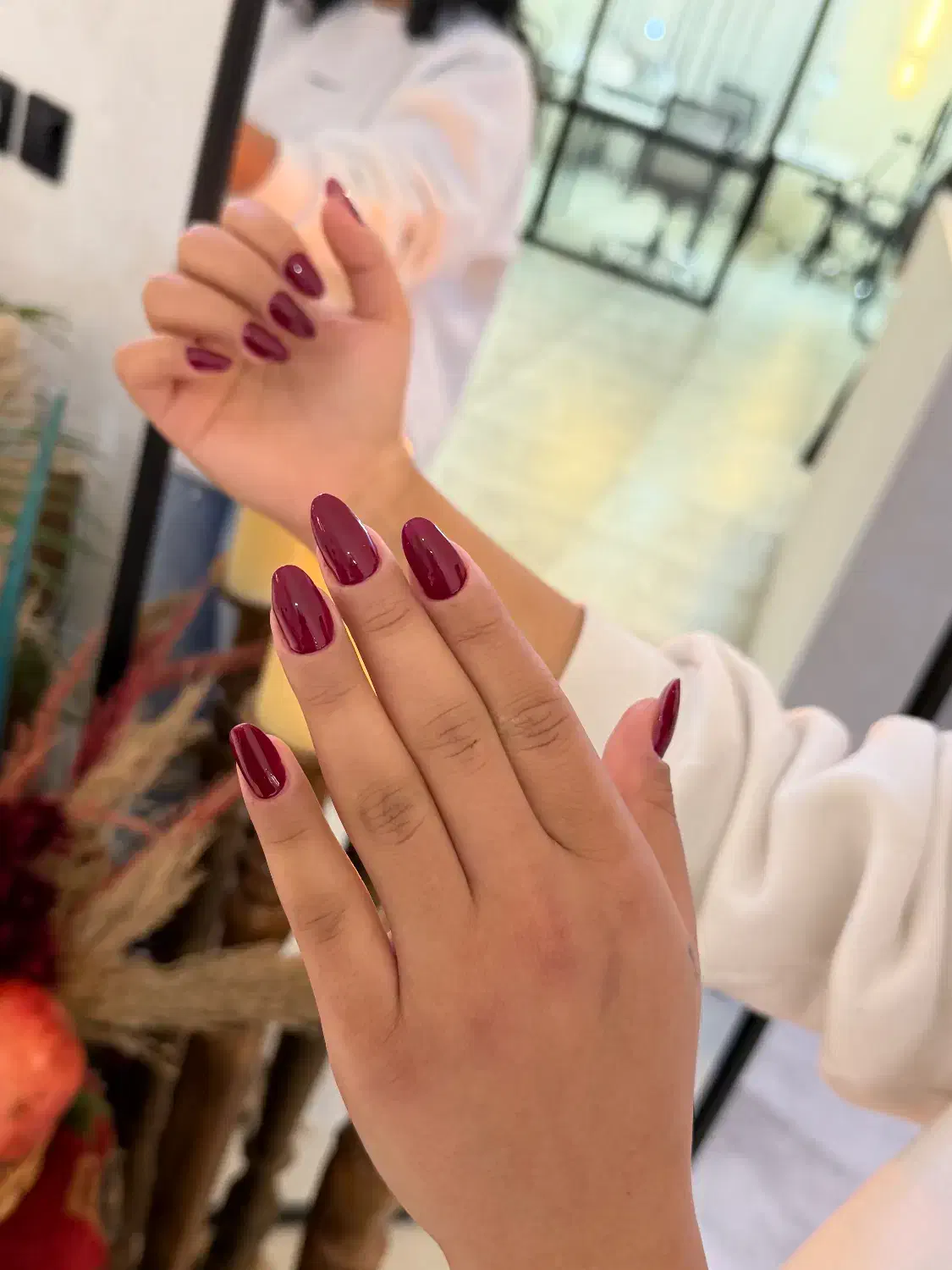 کاشت وترمیم ناخن بامتریال روسی وقیمت ویژه و تضمینی|خدمات آرایشگری و زیبایی|مشهد, چهارچشمه|دیوار