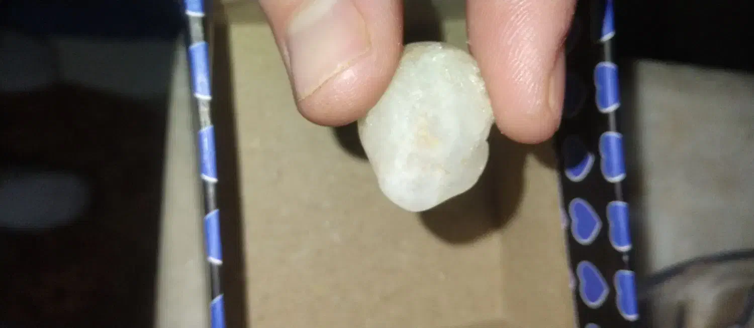 سنگ قیمتی|کلکسیون اشیاء عتیقه|قم, باغ کرباسی|دیوار