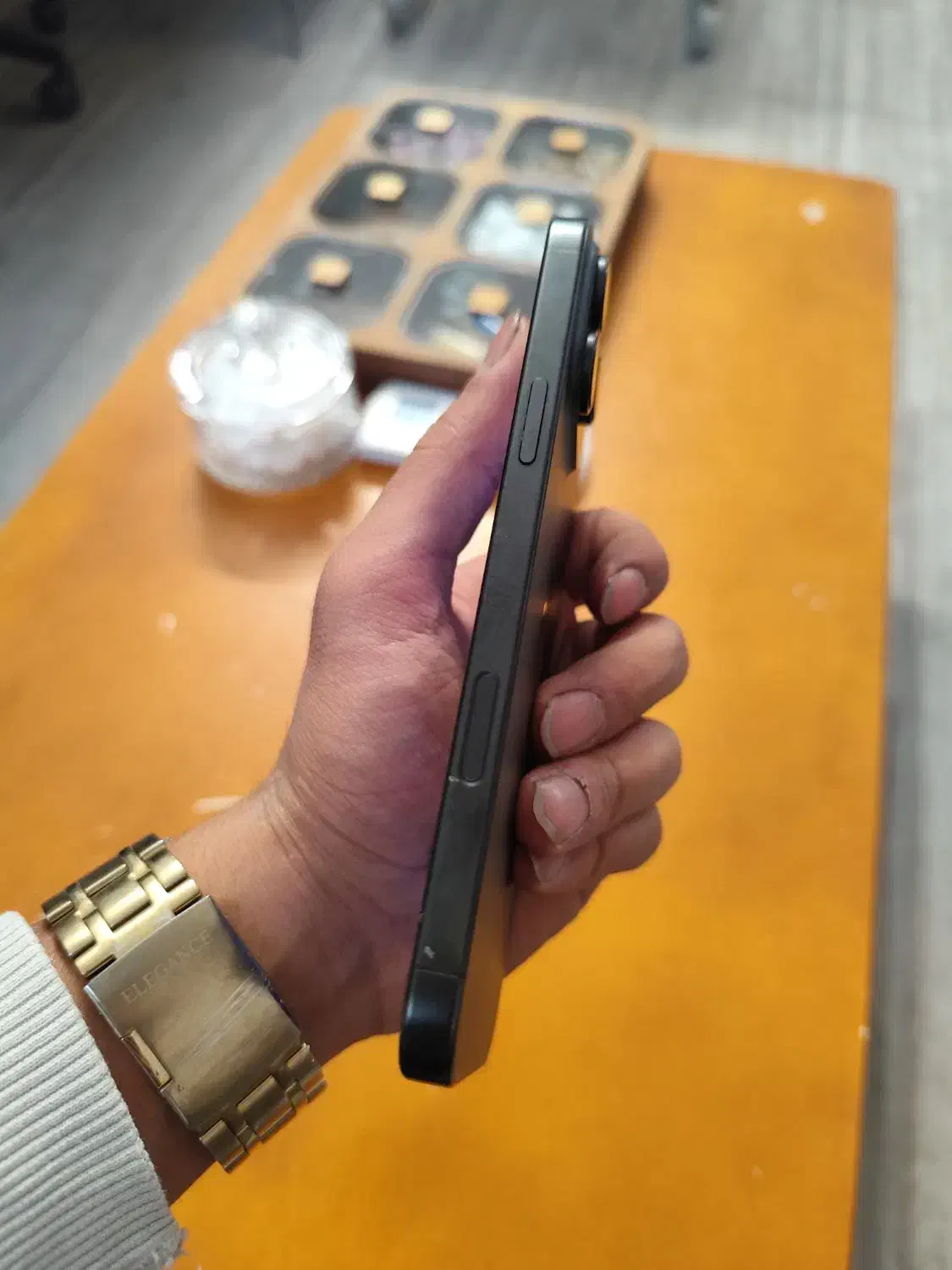 اپل iPhone 16 Pro Max با حافظهٔ ۲۵۶ گیگابایت|موبایل|تهران, سنگلج (شاپور)|دیوار