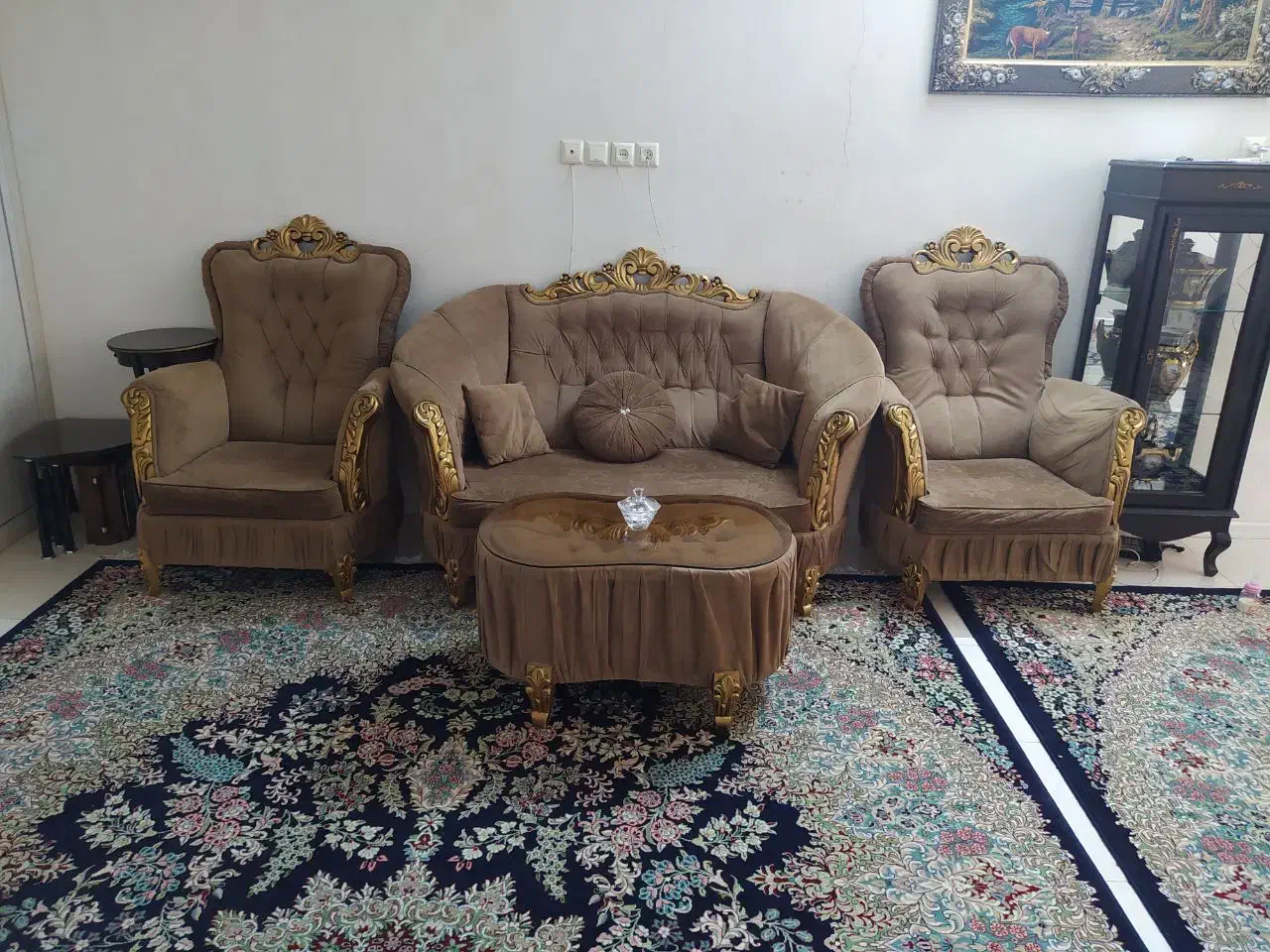 مبل راحتی محکم وسالم|مبلمان خانگی و میز عسلی|مشهد, سرافرازان|دیوار