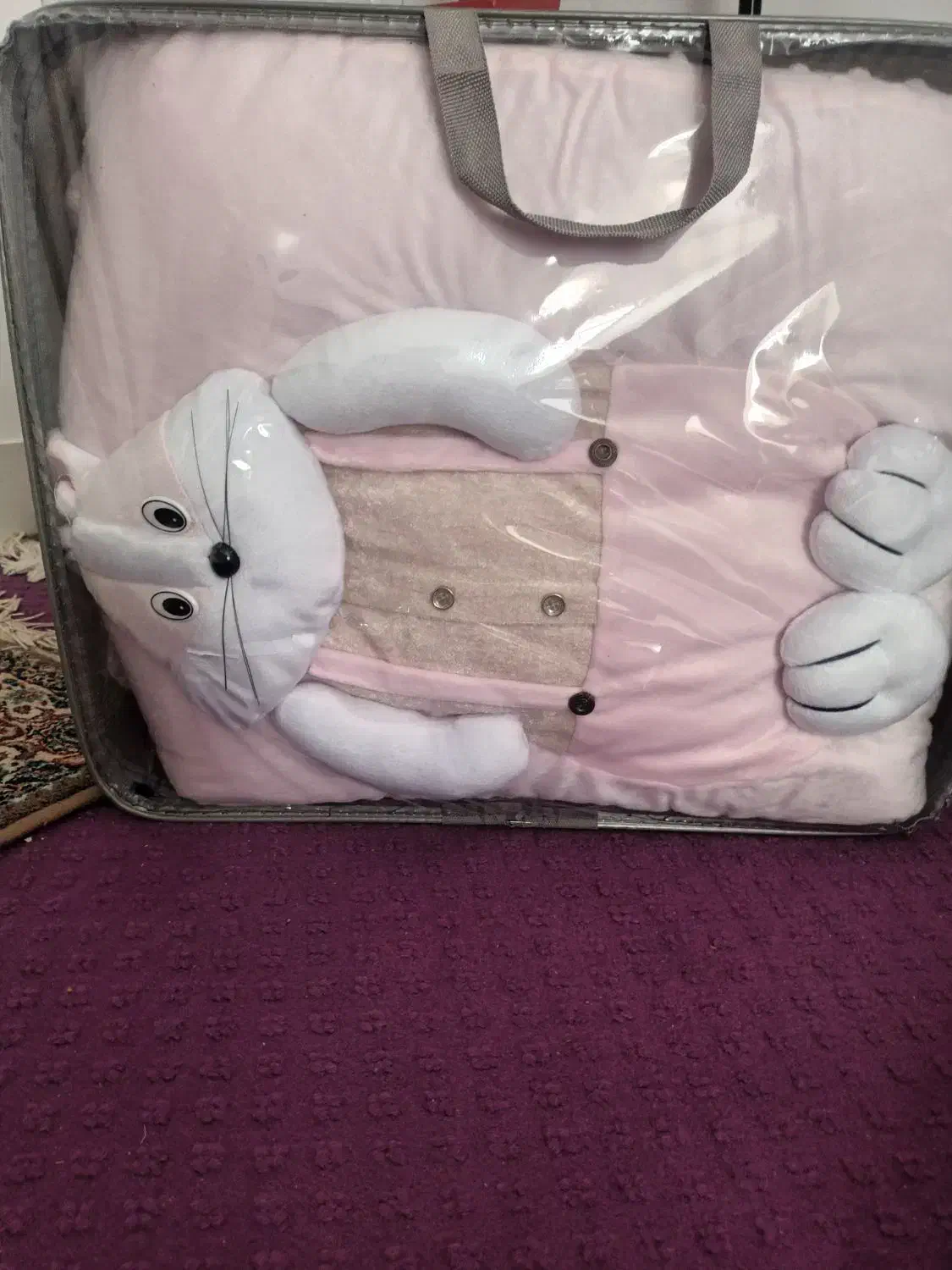 سرویس خواب و آغوشی و پتو دور پیچ نوی نو|اسباب و اثاث بچه|مه ولات, |دیوار