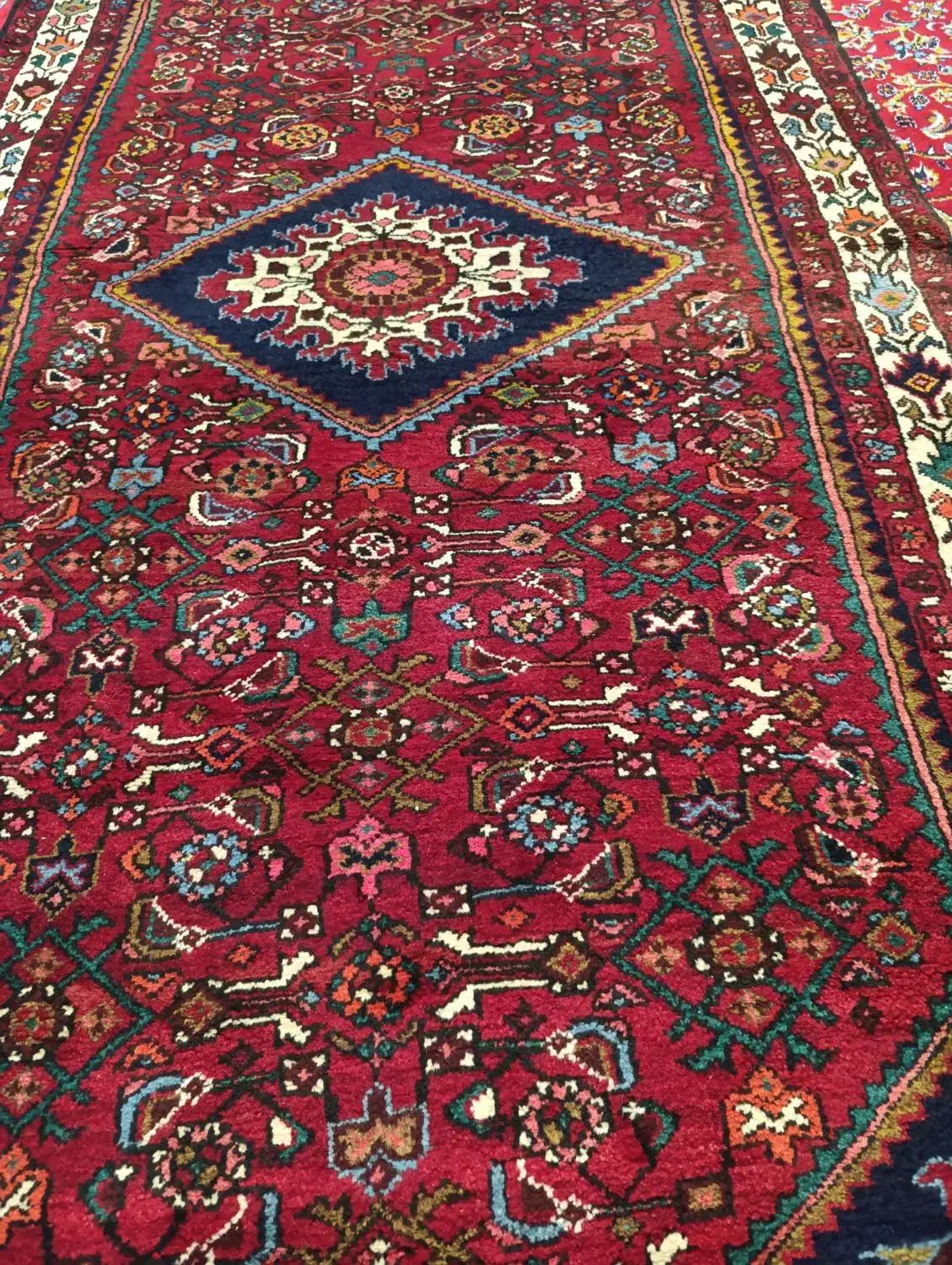 قالی دستباف قدیمی وسالم|فرش|یزد, |دیوار