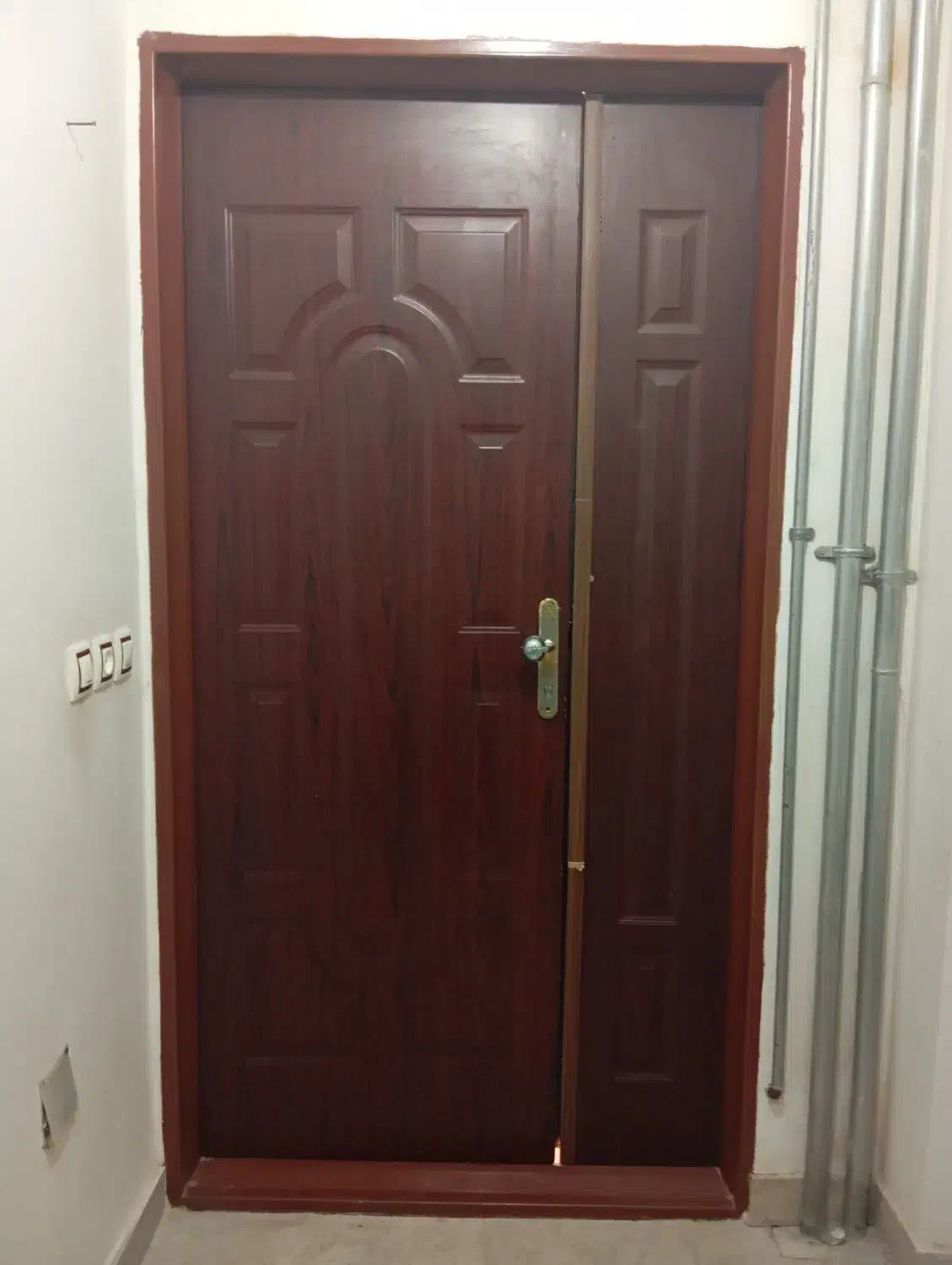 درب دولنگه|مصالح و تجهیزات ساختمان|اردبیل, |دیوار