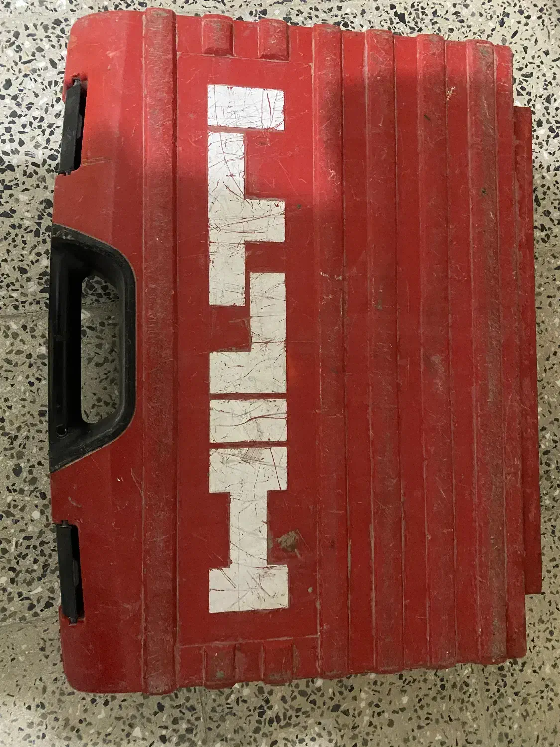 هیلتی|ابزارآلات|شهرکرد, |دیوار