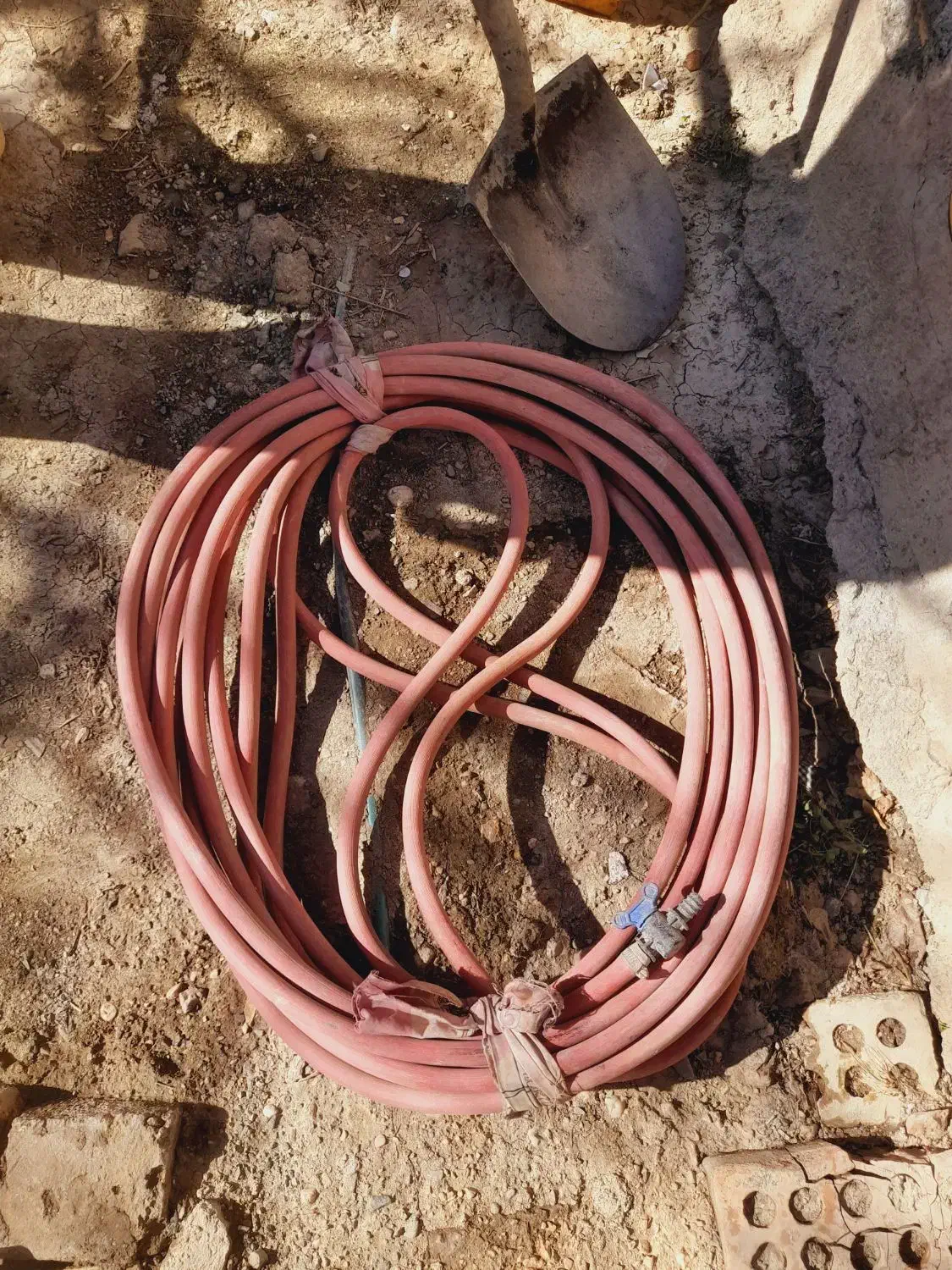 شیلنگ اب|لوازم نظافت|چناران, |دیوار