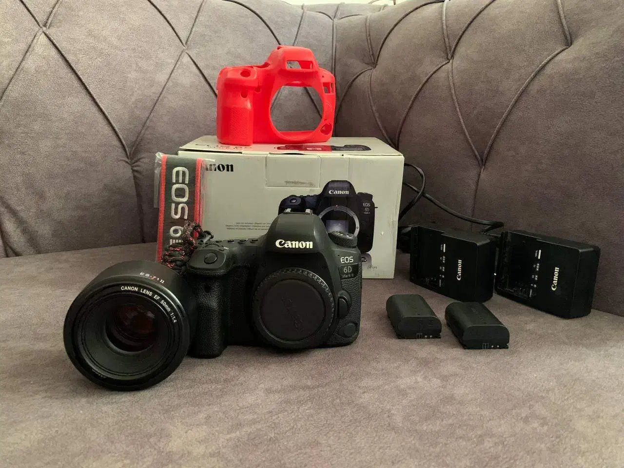 دوربین Canon 6d - mark 2 به همراه لنز 50 - f 1.4|دوربین عکاسی و فیلمبرداری|اراک, |دیوار