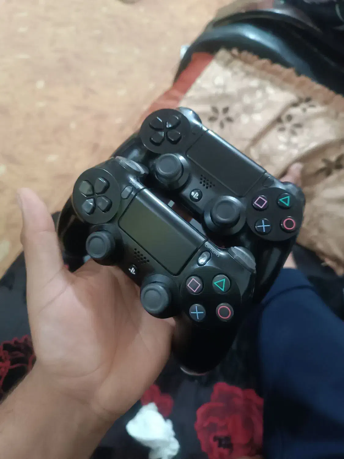 پی اس فور|کنسول، بازی ویدئویی و آنلاین|لیکک, |دیوار