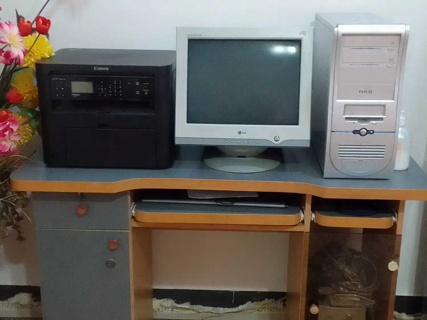 یک دستگاه کامل به همراه پرینتر سه کاره|رایانه رومیزی|دزفول, |دیوار