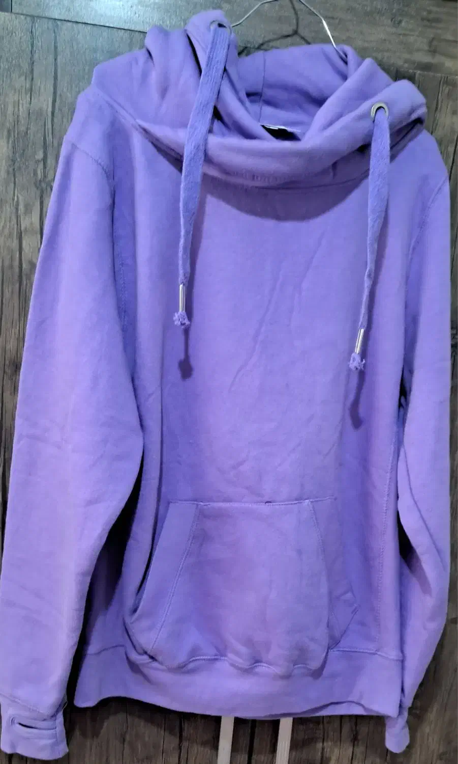 هودی نو نو|لباس|برخوار, |دیوار