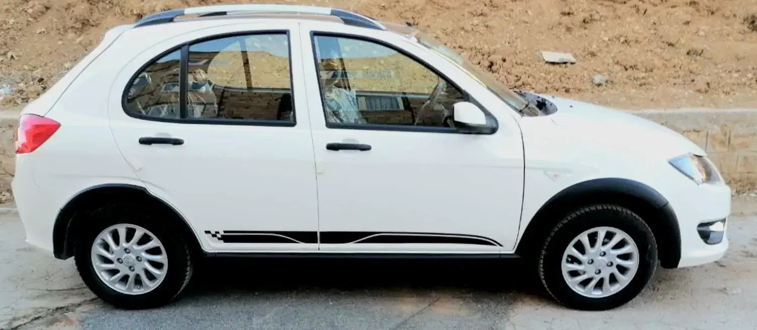 کوییک جی ایکس آر دو رنگ سفید مشکی|خودرو سواری و وانت|نورآباد, |دیوار