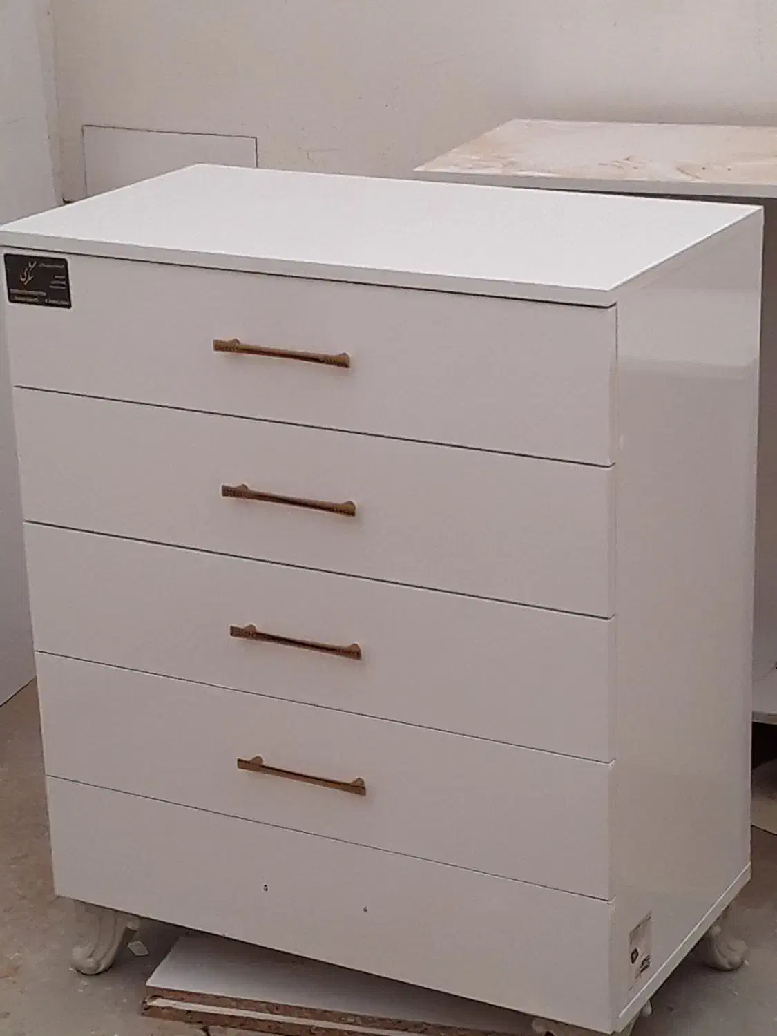 جاکفشی دراور کمد لباس|جاکفشی، کمد، دراور|کاشمر, |دیوار