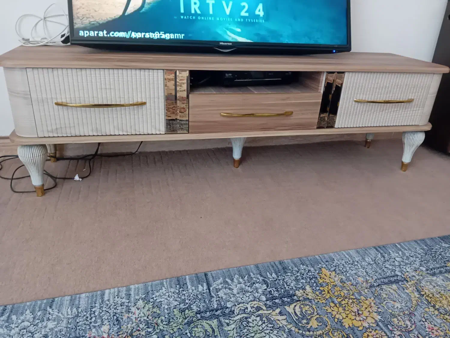 میزتلویزیون|میز تلویزیون|فولادشهر, مسکن مهر فولادشهر|دیوار