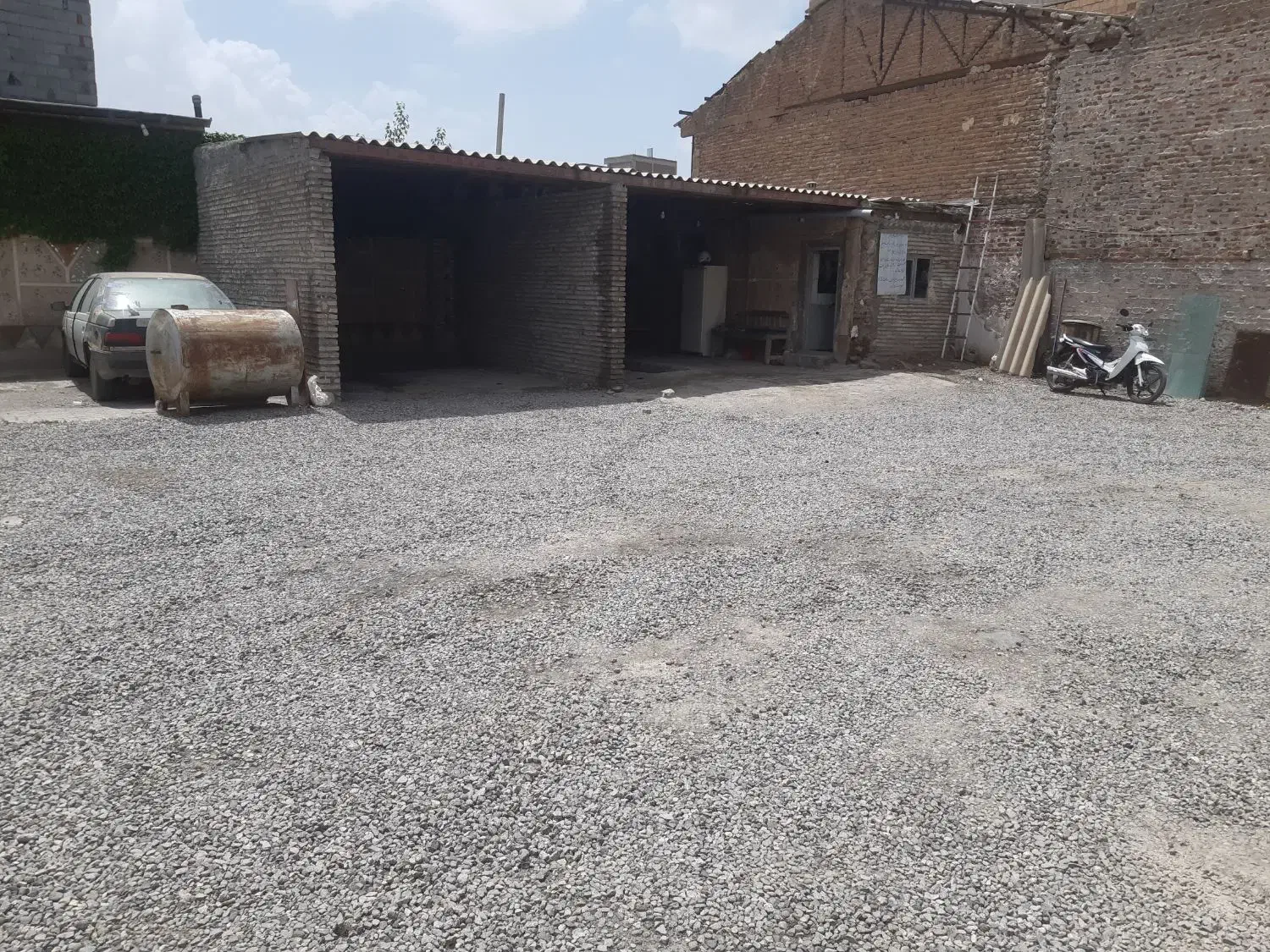 اجاره محوطه بزرگ برای پارکینگ خودرو یا غیره|اجارهٔ دفتر صنعتی، کشاورزی، تجاری|بناب, |دیوار