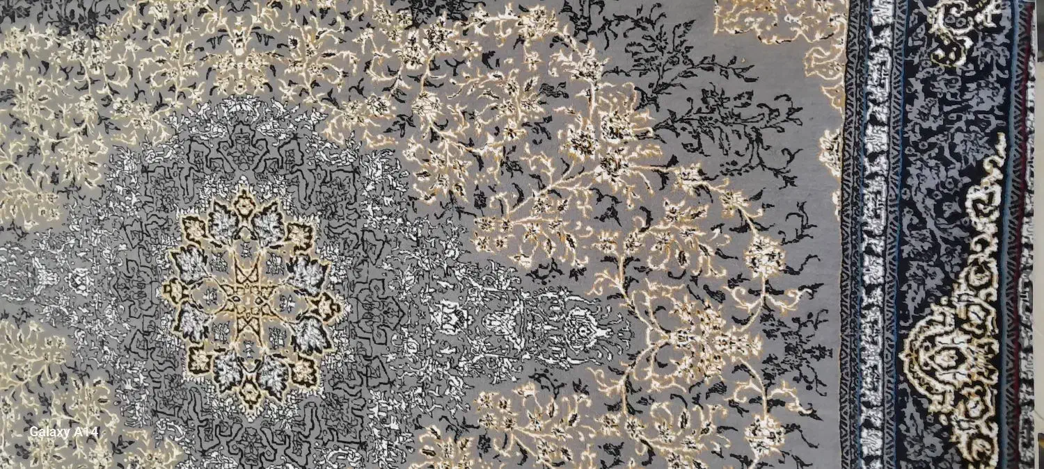 فرش طوسی ۹متری ویک عدد فرش شش متری|فرش|سیاهکل, |دیوار