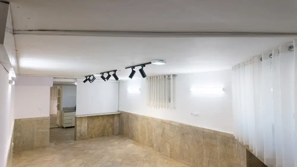 دفتر کار با لوکیشن خوب و درب مستقل|اجارهٔ دفتر کار، اتاق اداری، مطب|مشهد, نیروی هوایی|دیوار