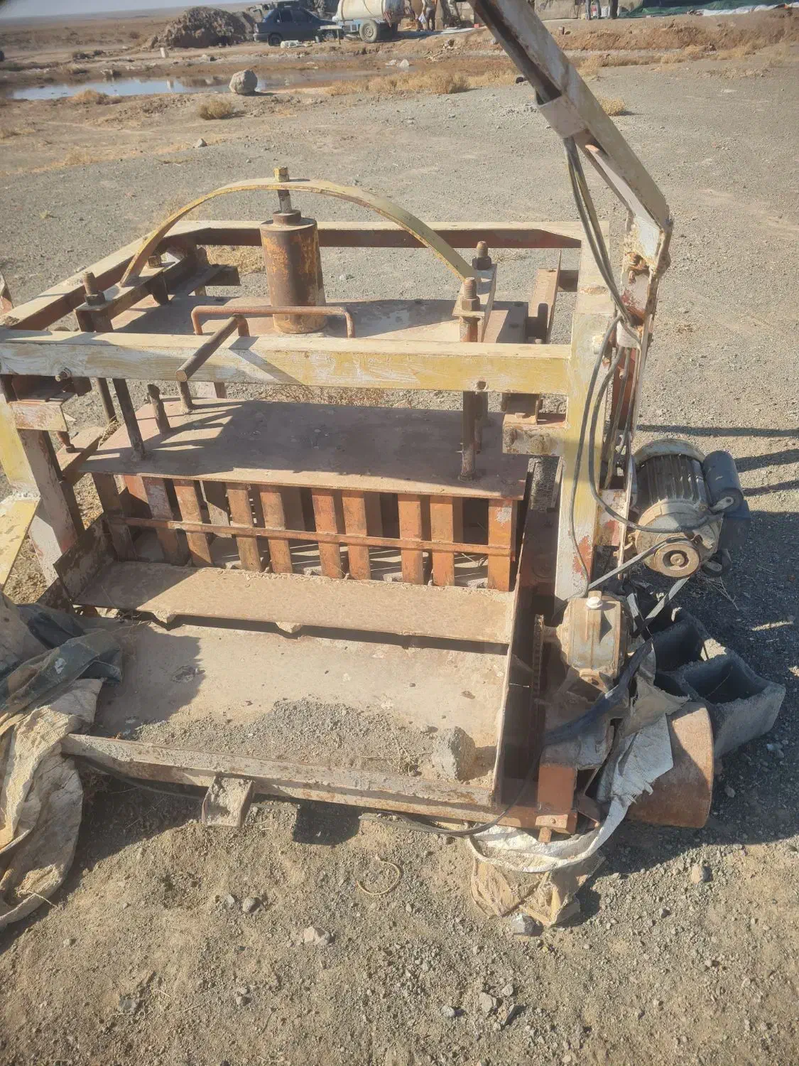 بلوکه با میکسر ۵۰۰کیلویی|ماشین‌آلات صنعتی|شامکان, |دیوار