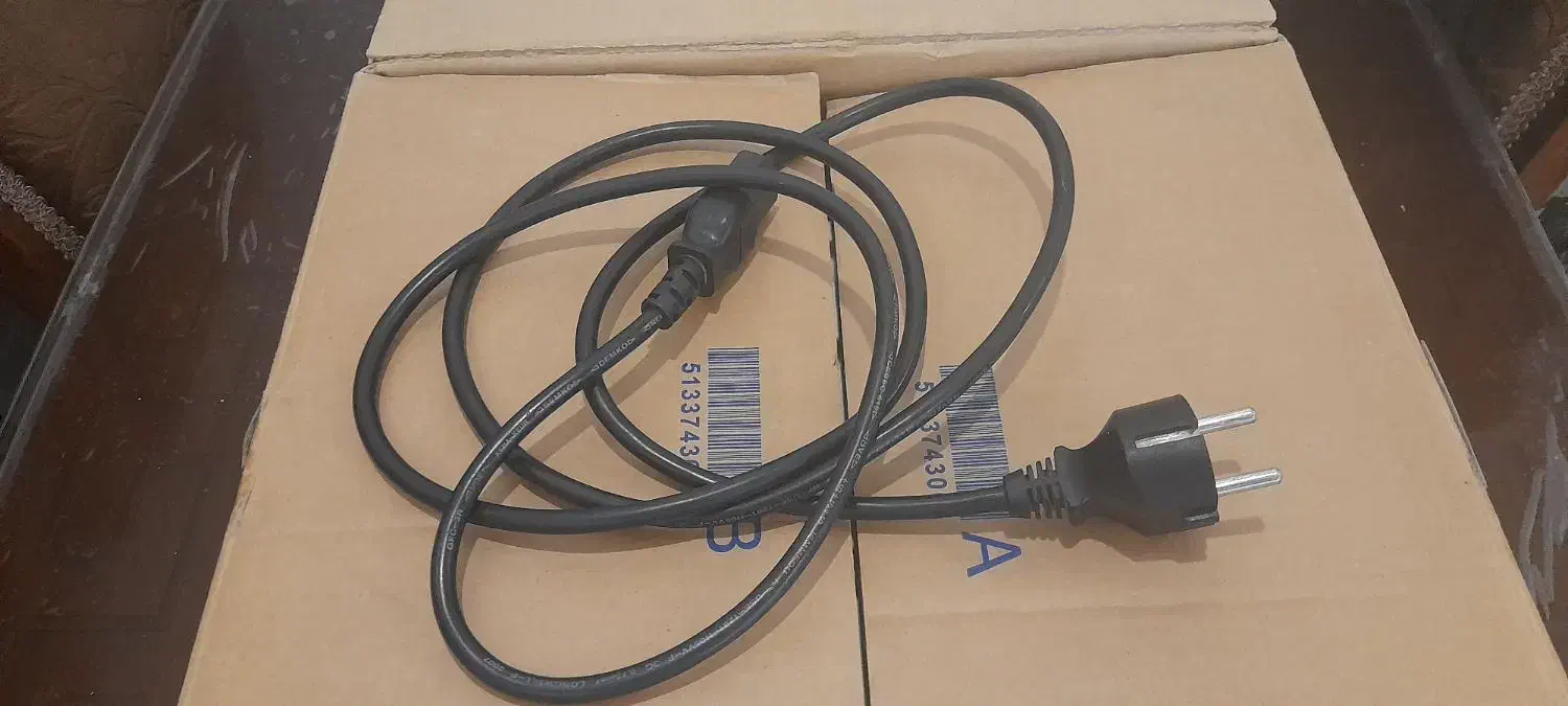 پرژکتور اپسون ایکس ۱۸|تلویزیون و پروژکتور|اراک, |دیوار