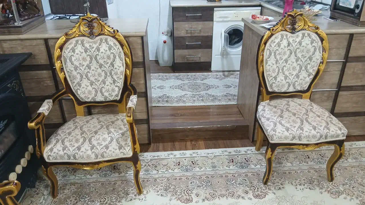 مبل سلطنتی ۹نفر|مبلمان خانگی و میز عسلی|کاشان, فاز ۲ ناجی آباد|دیوار