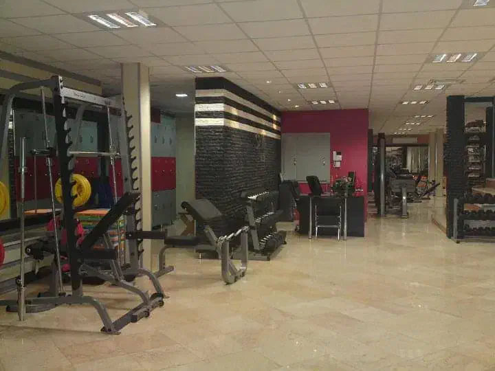 استخدام منشی برای باشگاه ورزشی|استخدام اداری و مدیریت|کرج, اصفهانی‌ها|دیوار