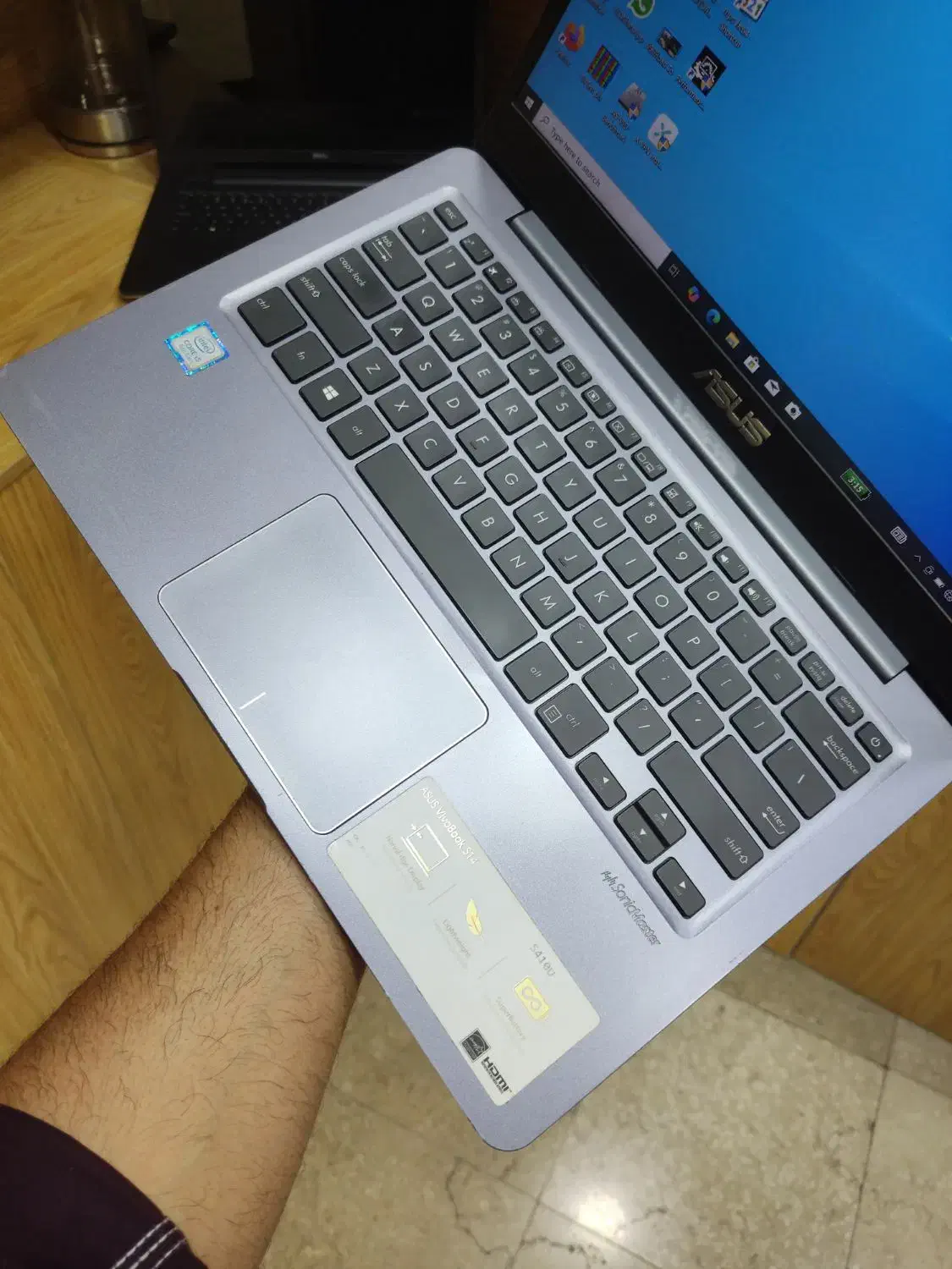 لپ تاپAsus i5نسل هشتم سوپراسلیم/هشت هسته ای|رایانه همراه|تهران, استخر|دیوار