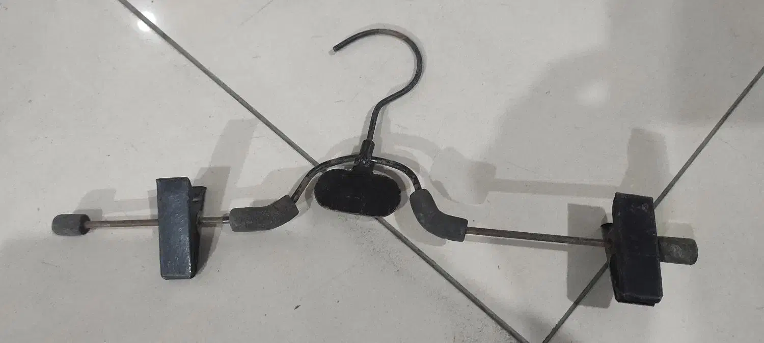 چوب لباسی|بندرخت و رختآویز|بندر گناوه, |دیوار