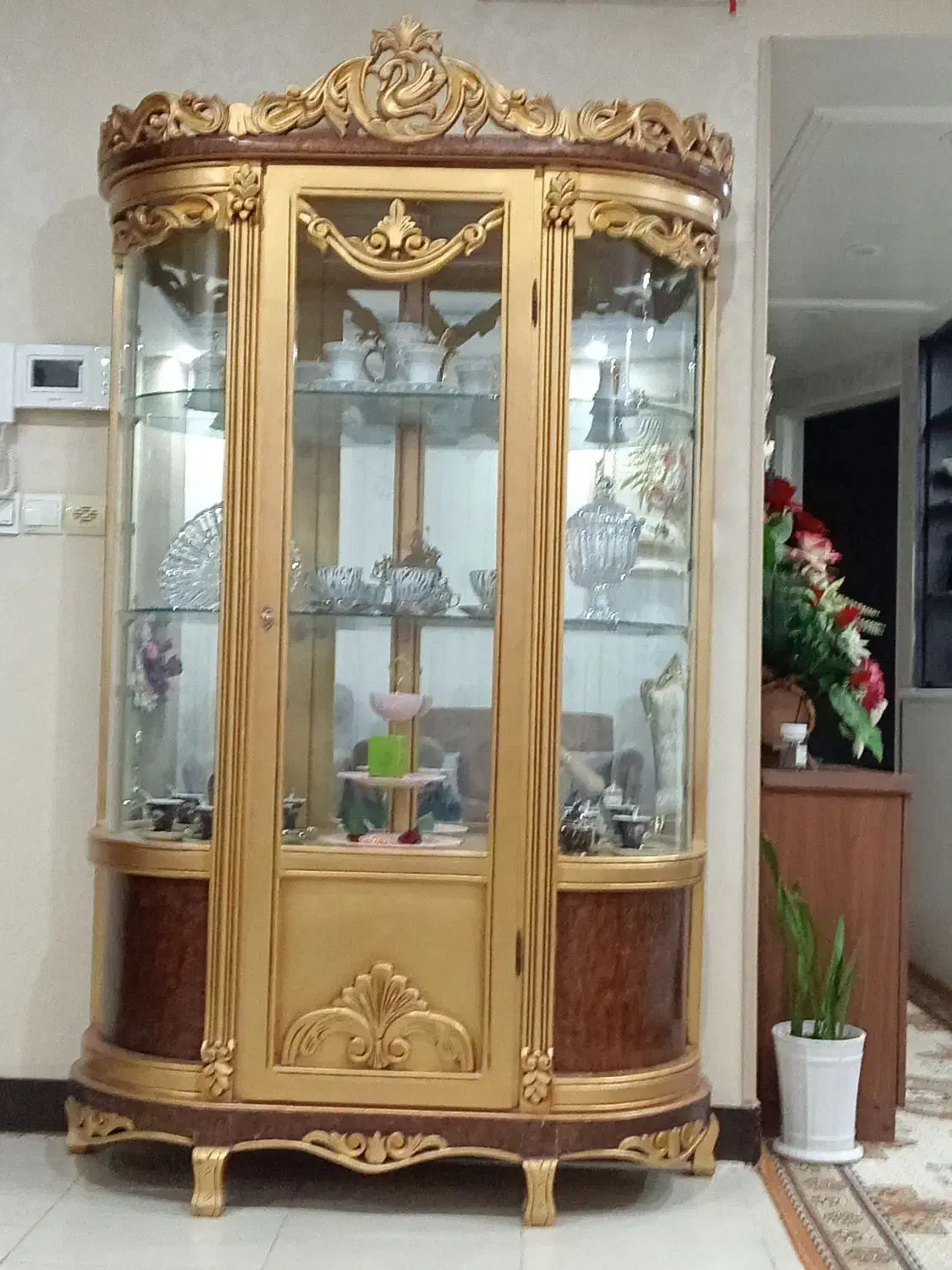 ویترین|بوفه، ویترین، کنسول|فردیس, فردیس|دیوار