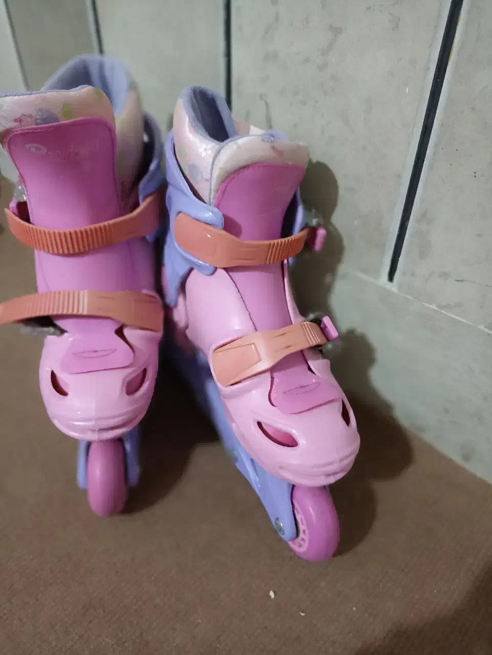 اسکیت بچگانه|دوچرخه، اسکیت، اسکوتر|خمینی‌شهر, |دیوار