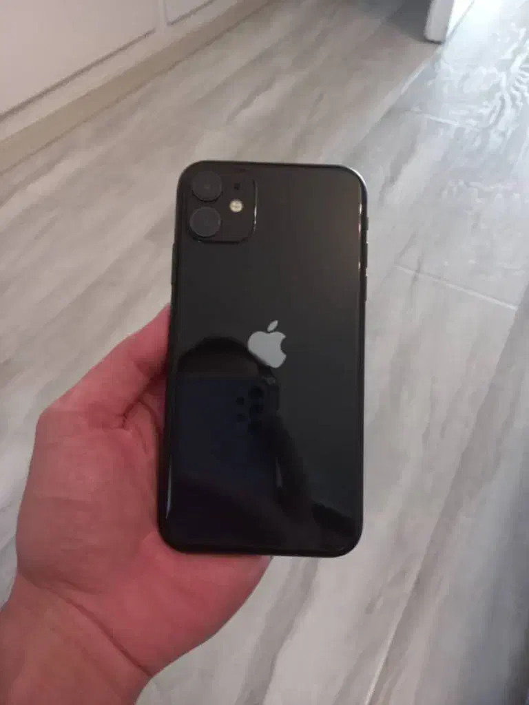 گوشی iPhone 11 normal ایفون ۱۱مشابه آکبند ۲۵۶ zaa|موبایل|یزد, |دیوار