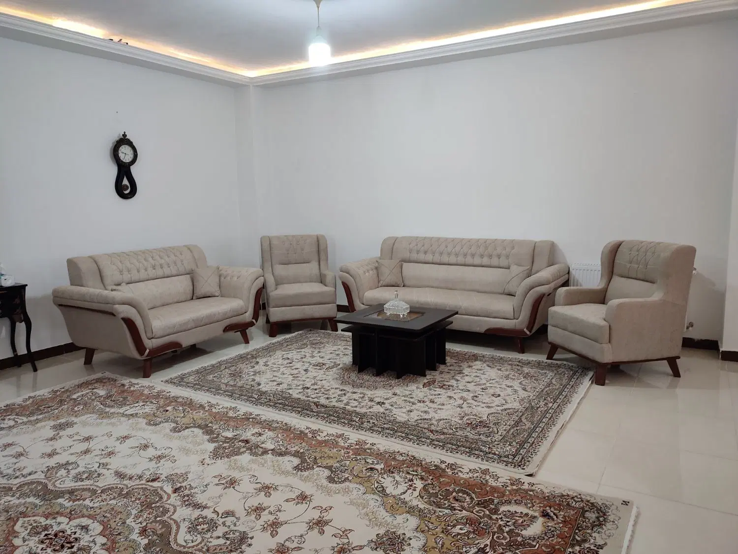 مبل|مبلمان خانگی و میز عسلی|ایلام, |دیوار