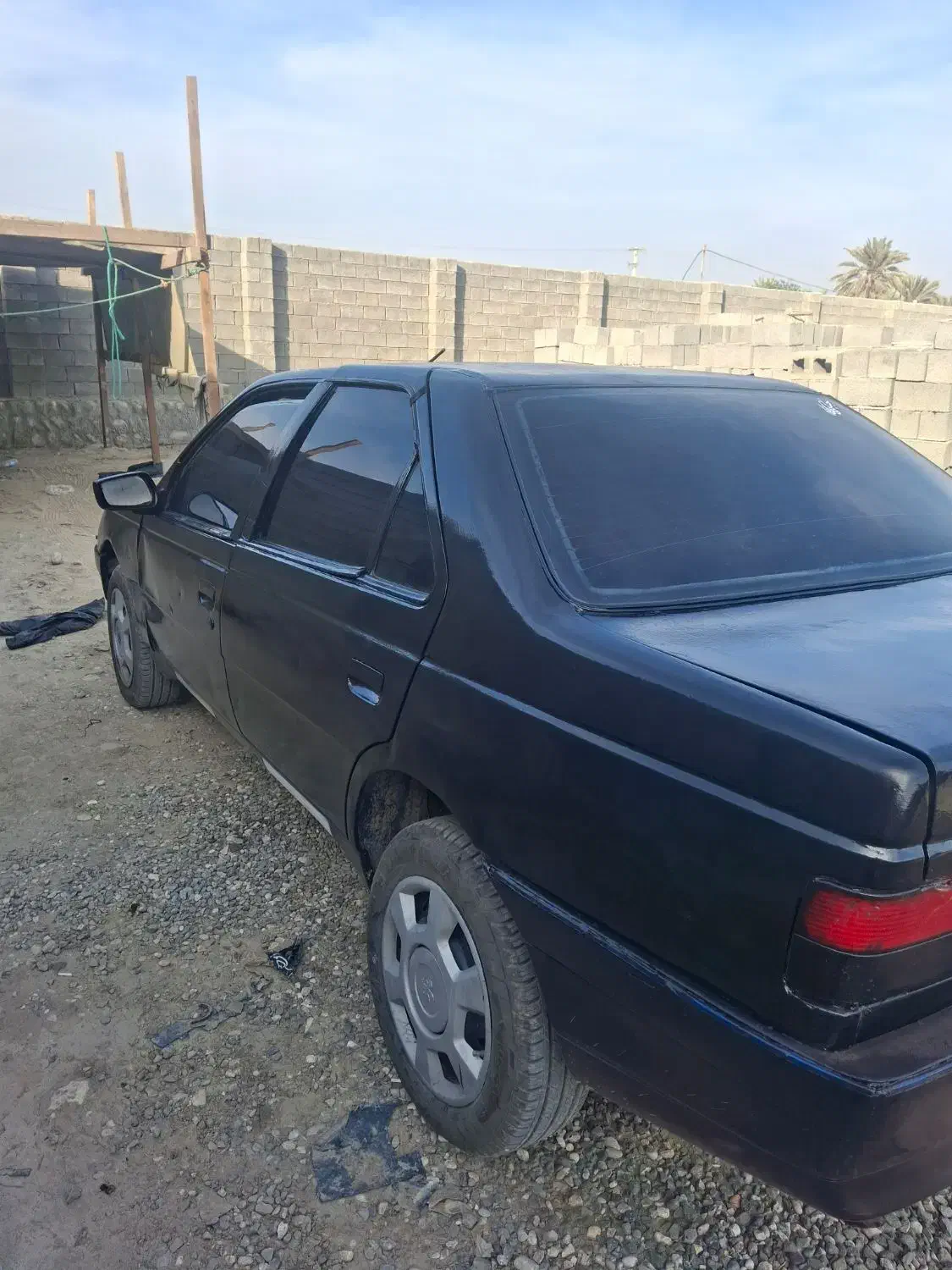 ۴۰۵ مدل ۸۳ انژکتور|خودرو سواری و وانت|بندرعباس, |دیوار