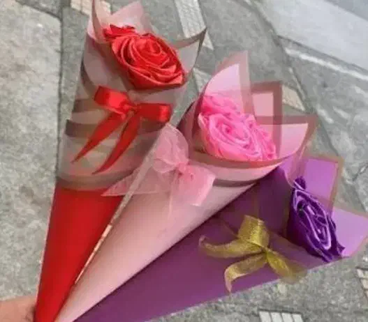 باکس و دسته گل های روبانی فومی و کاغذی|گل مصنوعی|مشهد, آزادشهر|دیوار