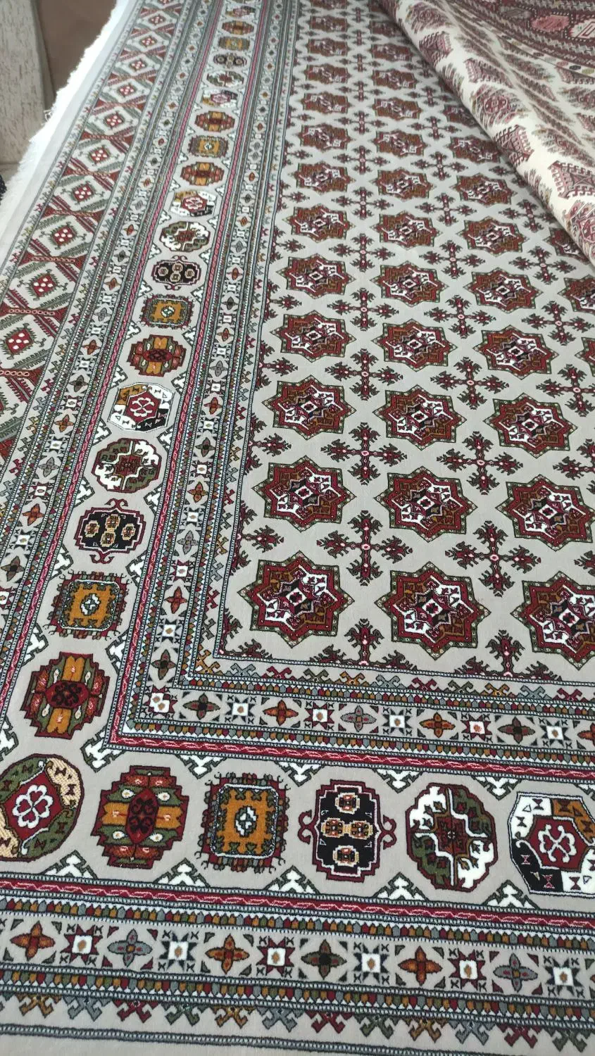 فرش ۱۲متری ۷۰۰شانه|فرش|آق قلا, |دیوار