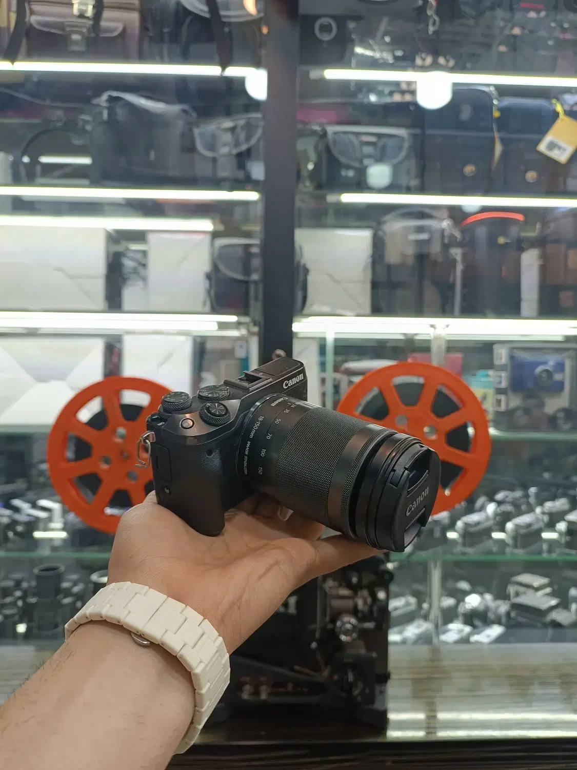 canon M6 lens 18-150|دوربین عکاسی و فیلم‌برداری|تهران, پامنار|دیوار