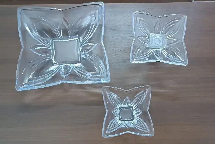 سرویس پذیرایی کریستال خارجی ۷۵۰ تومن|ظروف سرو و پذیرایی|شیروان (خراسان), |دیوار