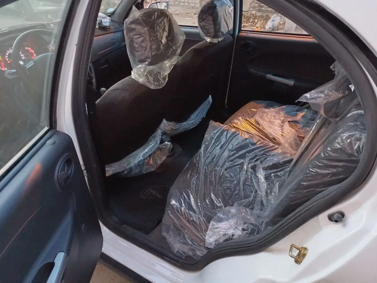 کویک ۴۰۲صفر کیلومتر|خودرو سواری و وانت|خرم‌آباد, |دیوار