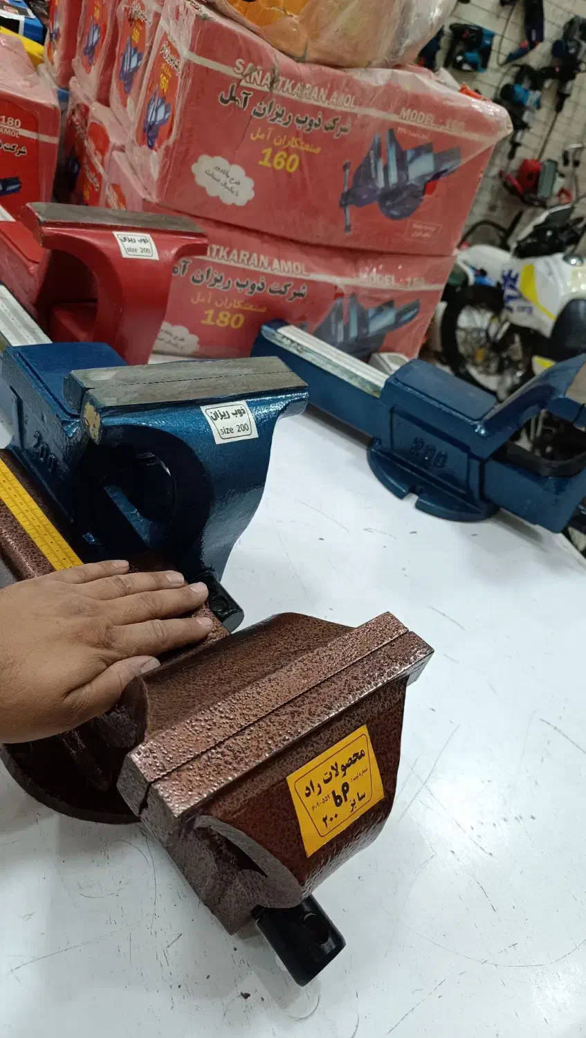 گیره رومیزی ذوب ریزان فولادی و ریختگری فک فولادی|ابزارآلات|شیراز, شهرک رضوان|دیوار