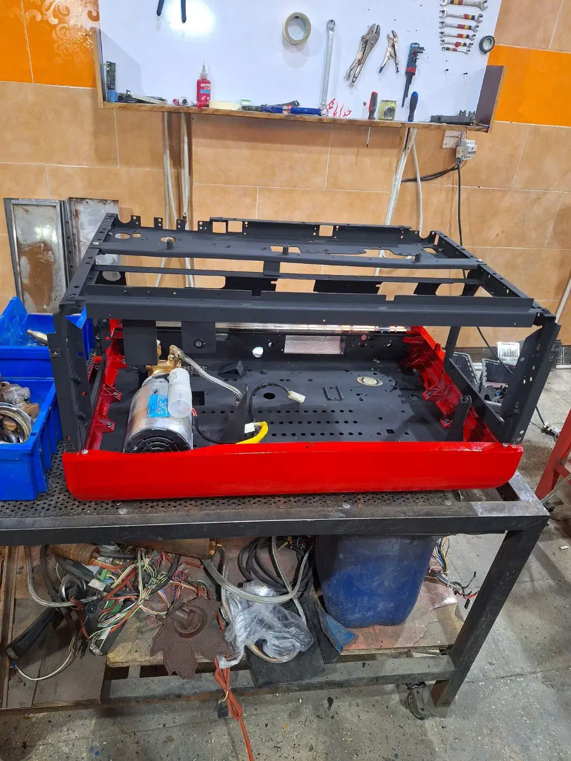 تکنسین سرویس اورهال دستگاه اسپرسو اسپرسوساز قهوه|خدمات پیشه و مهارت|چهاردانگه (تهران), |دیوار