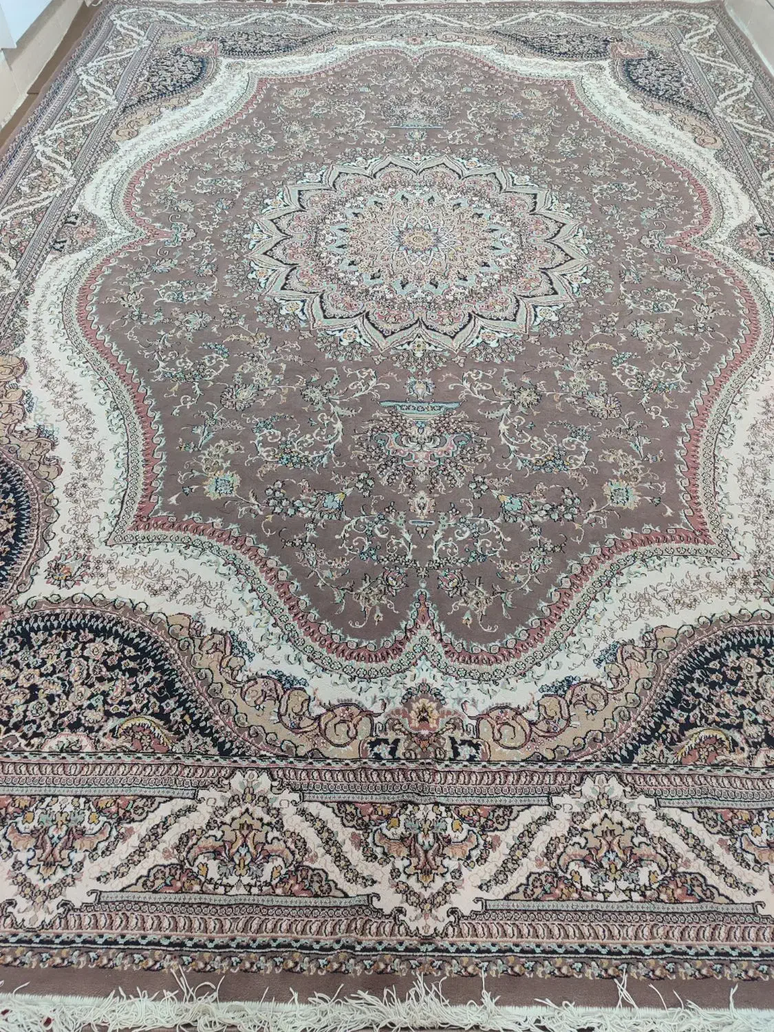 فرش ۱۲متری|فرش|خرمآباد, |دیوار