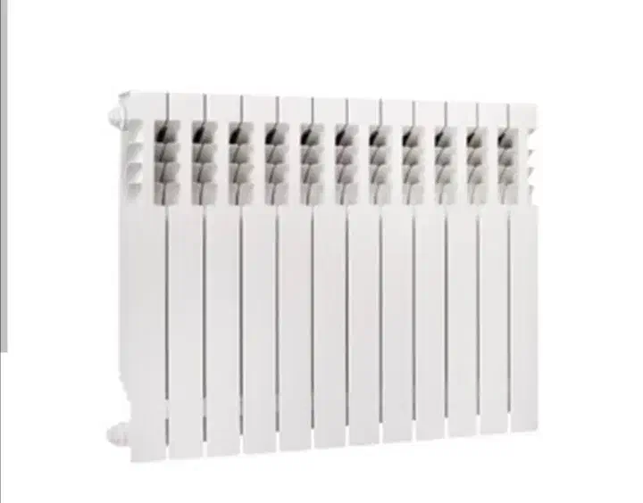 رادیاتور در حد سالم|آبگرمکن، پکیج، شوفاژ|بومهن, |دیوار