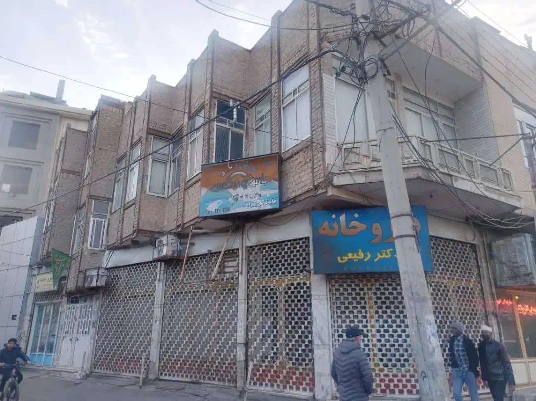 ملک تجاری مسکونی بر خیابان|فروش خانه و ویلا|قم, هنرستان|دیوار