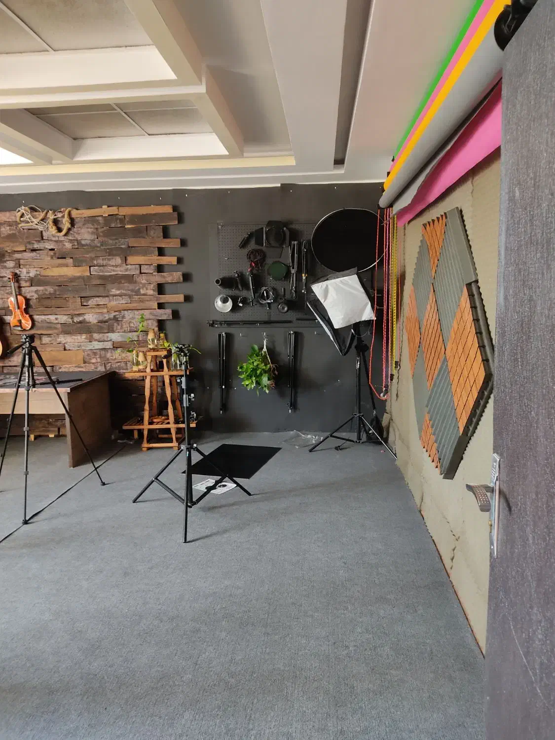 واحد ۹۵متری تجاری فلکه امام خمینی(ره)|فروش دفتر کار، اتاق اداری، مطب|نیشابور, دارایی|دیوار