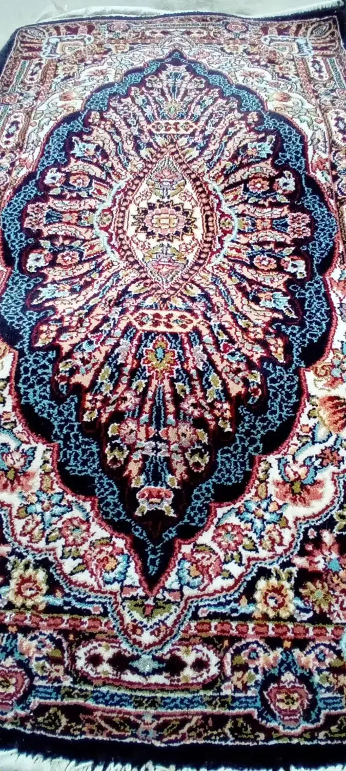 پادری فرش مشهد سالم جنس قدیم|پادری|مشهد, پورسینا|دیوار