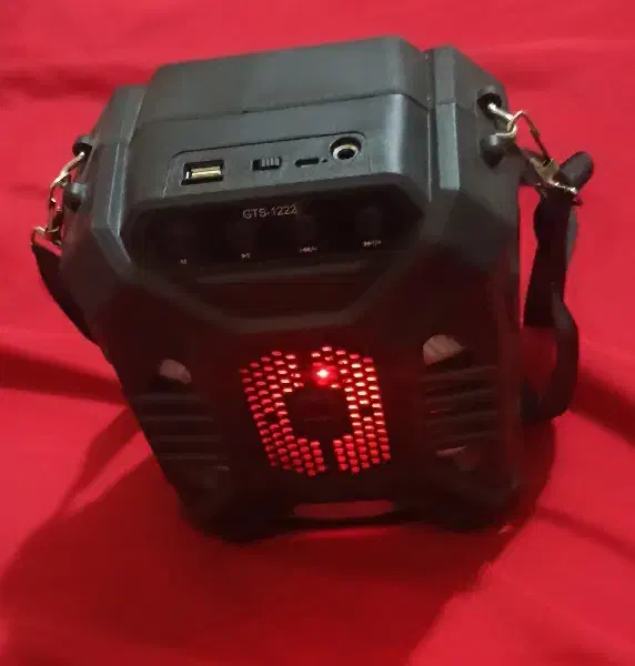 اسپیکر برقی شارژی|پخشکننده همراه|تبریز, |دیوار