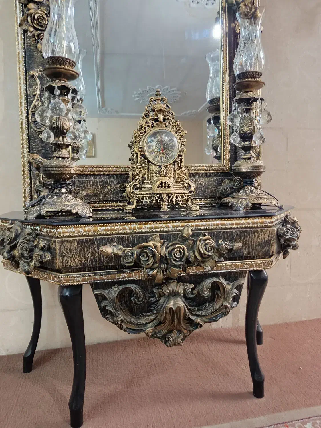 آینه و شمعدان|بوفه، ویترین، کنسول|ورامین, ورامین|دیوار