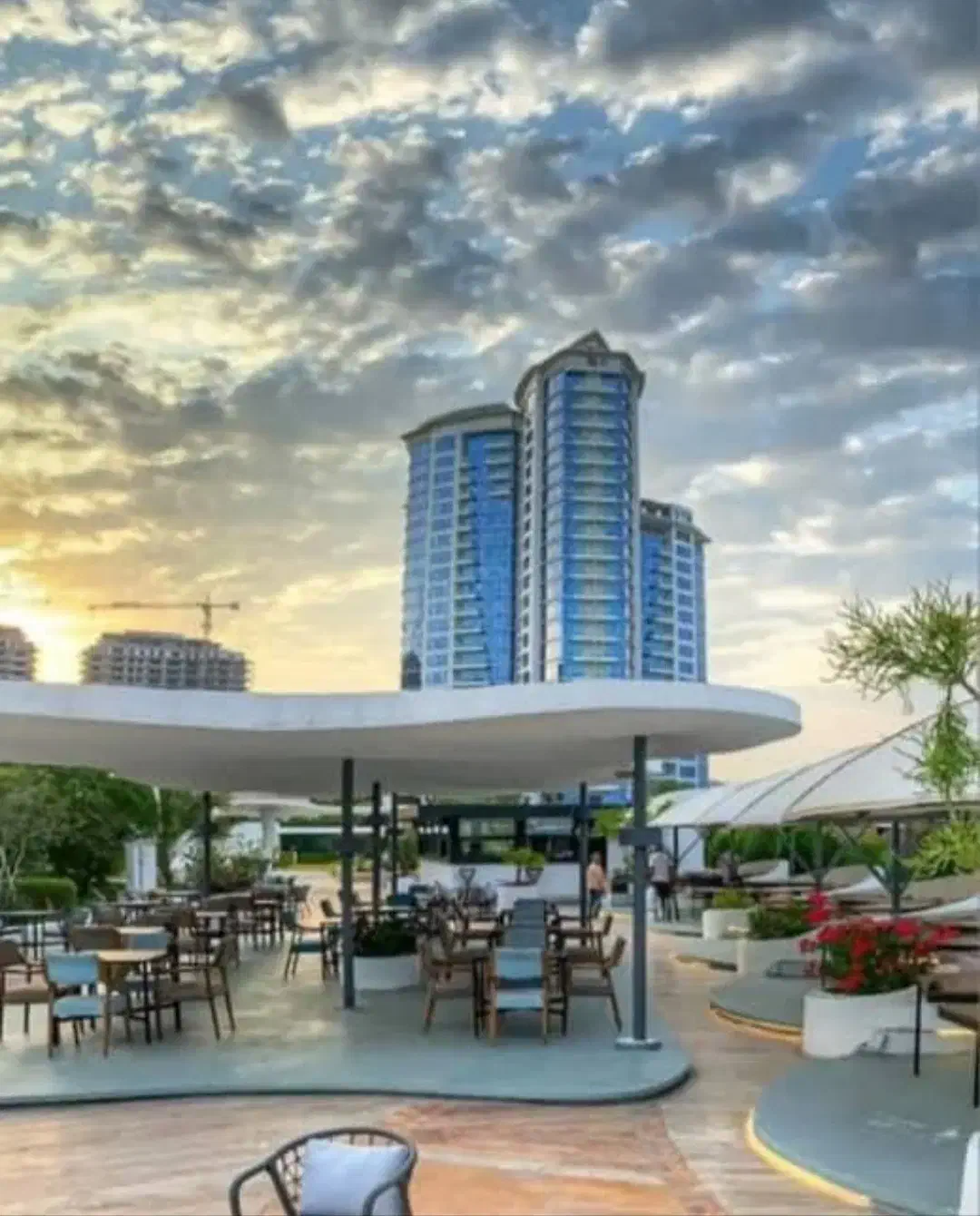 استخدام منشی جهت دفتر مهندسی و املاک (الهیه)|استخدام اداری و مدیریت|کرمانشاه, |دیوار