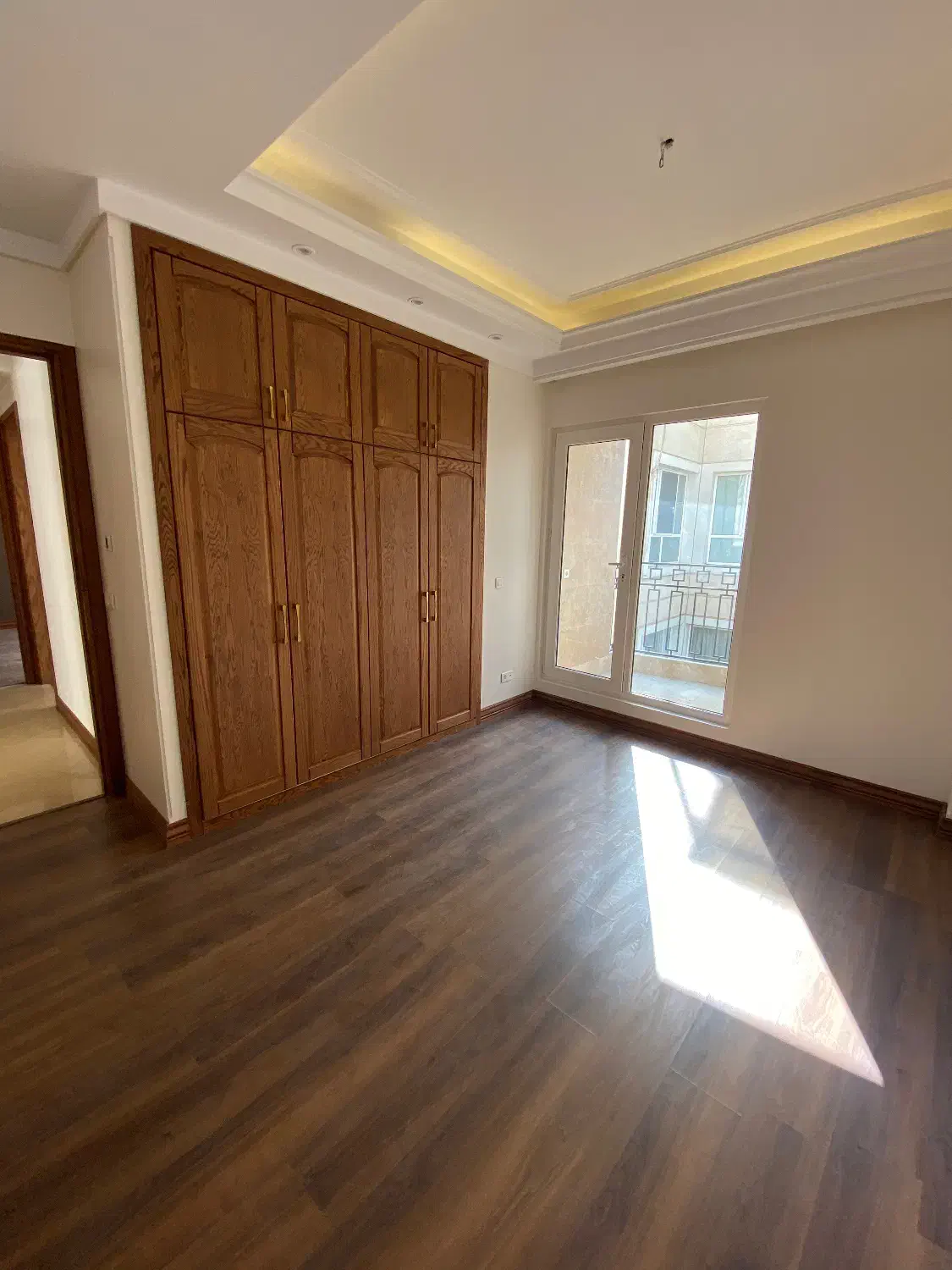 اجاره واحد ۱۶۰متری الهیه ۳خواب نوساز زیر قیمت